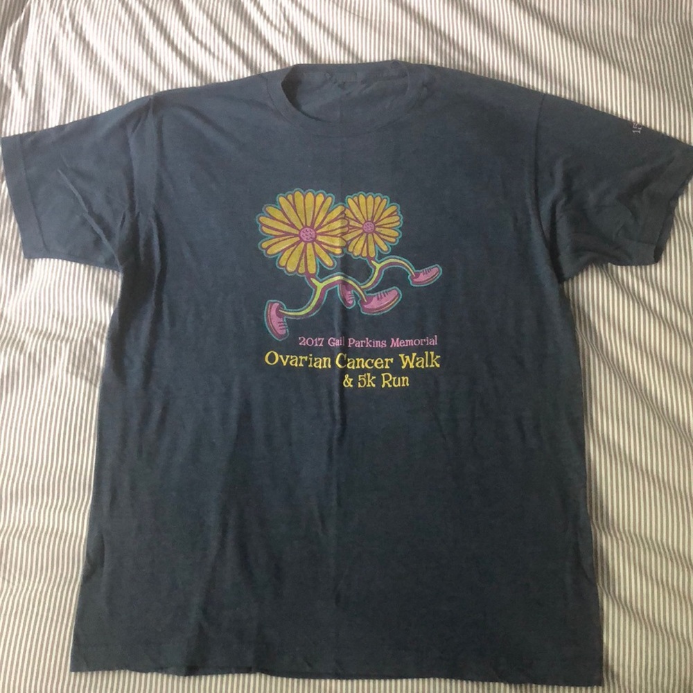 T-shirt ‘ovarian cancer walk’